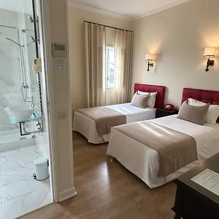 Joao Padeiro 3* أفيرو