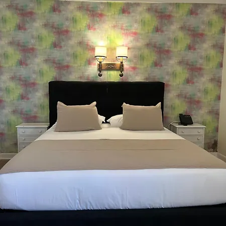 Joao Padeiro 3* أفيرو