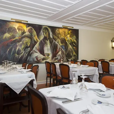 Joao Padeiro 3* أفيرو