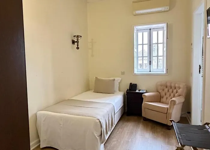 Joao Padeiro Авейру